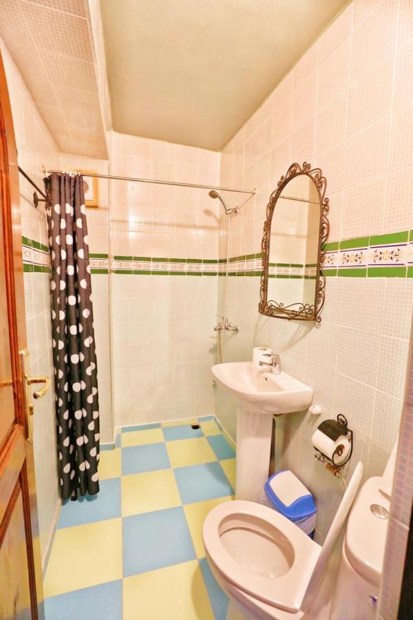 Aymane Rooftop Budget Panoramic Hotel Чефчауен Екстериор снимка